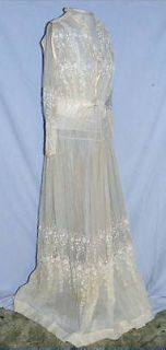 Edwardian Embroidered Tea Dress w Lace w  30 MED