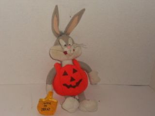 listed Warner Brothers 1997 LOONEY TUNES Halloween BUGS BUNNY PLUSH