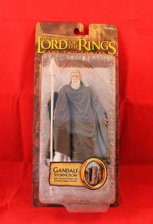 Stormcrow Hooded Robe Staff Extendin g Action LotR Two Towers Toy Biz