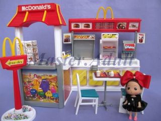 Barbie McDonald Restaurant w/ Food & Sales Counter,Table & Chair, etc