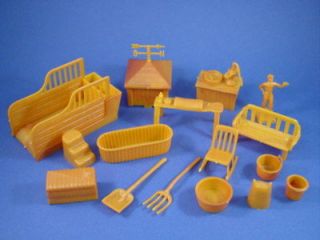 Toy Soldiers Marx Kentucky Stable Playset Furniture and Accessories
