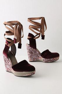 STUART WEITZMAN THEODORA & CALLUM VELVET WEDGES HEELS sz 9