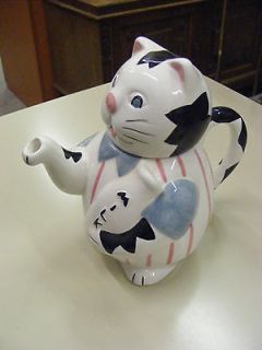 Asia Master   Black & White Cat Holding Milk Carton   Teapot 7 Tall