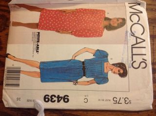 VINTAGE mcCalls 9439 PATTERN tucked front tulip or 3/4 cuffed sleeve