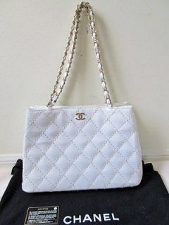 Rare100%Authentic CHANEL White Quilted Leather Chain Shoulder Bag