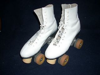 Vintage Girls Ladies Indoor Pacer Roller Skates Case Old School Size 8
