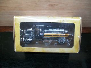 Scale 1931 Kenworth Mobile Oil Gas Truck   BD&A *