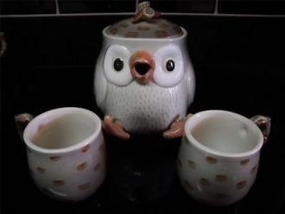 FITZ & FLOYD 1978 SPOTTED OWL TEAPOT AND 2 CUPS