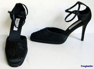 Newport News womens dorsay heels beaded fabric shoes 8.5 B black