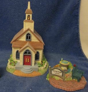 AVON COLLECTIBLE SPRING VALLEY LIGHTED VILLAGE ~ CHURCH AND BENCH