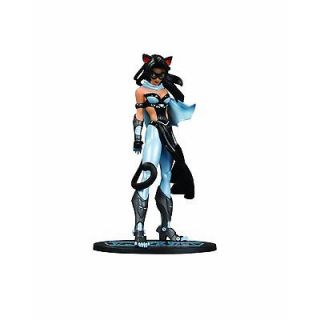 DC Direct Ame Comi Heroine Series Catwoman (V.2) Blue Suit Variant