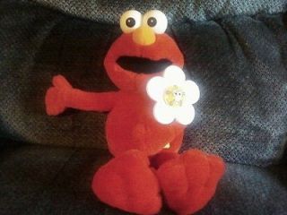 Sesame Street ELMO LOVES YOU Plush Talking Doll Toy Light Up Flower 15