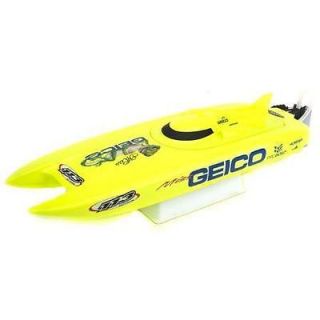 Pro Boat Miss GEICO 17 Catamaran R/C Boat RTR 2.4GHz W/ Battery/Charge