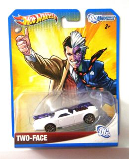 Hot Wheels 2012 DC Universe Diecast Vehicle Two Face VHTF
