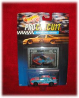 1992 HOT WHEELS PRO CIRCUIT 1 64 STOCK CAR NASCAR 43 STP RICHARD PETTY