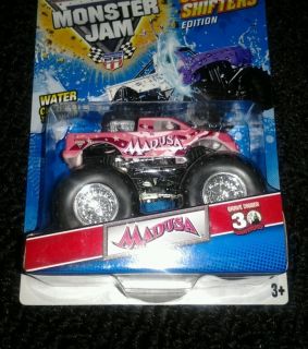  Wheels Monster Jam MADUSA COLOR SHIFTERS EDITION 30 Anniversary 1 64