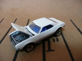 Selling Hot Wheels Collection 6 White  67 Camaro