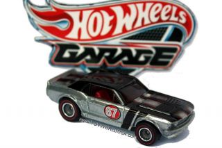 2011 Hot Wheels Garage 14 67 Ford Mustang Coupe