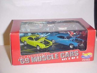 Hot Wheels 2 Car Set 30th Anniversary 69 Muscle Cars Set 2 of 2 1998