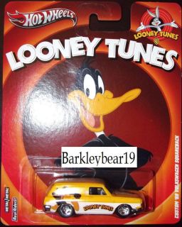 Pop Culture Looney Tunes 69 VW Squareback Daffy Duck in Hand