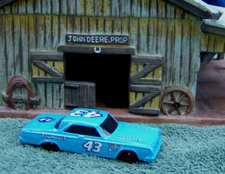 Belvedere Richard Petty Edition Stocker 3 inch Hot Wheels Mint