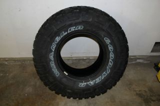 One 1 Goodyear Wrangler MT R Mud Tire Lt 33 x 12 50 R 15