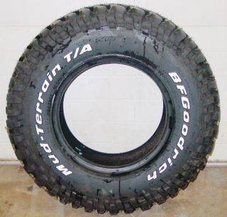 LT30X9 5R15 BF Goodrich Mud Tire