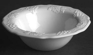 Colony Harvest Milk Glass Cereal Bowl   Milk Glass          Grapes And Leaves