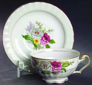 Regal (Japan) Bouquet Footed Cup & Saucer Set, Fine China Dinnerware   Floral Ce