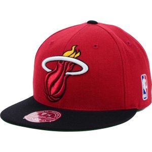 Miami Heat Mitchell and Ness NBA XL Logo 2 Tone Fitted Cap