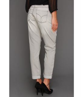 Calvin Klein Jeans United Dragon Slim Boyfriend in Grey Womens Jeans (Gray)