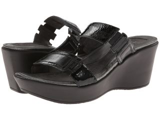 Naot Footwear Treasure   Exclusive Womens Slide Shoes (Black)