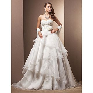 A line/Princess Sweetheart Court Train Organza Wedding Dress