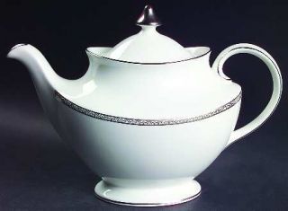Royal Doulton Coleridge Teapot & Lid, Fine China Dinnerware   Platinum Trim, Whi