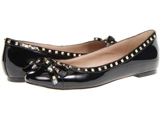 Truth or Dare By Madonna Galayda Womens Flat Shoes (Black)
