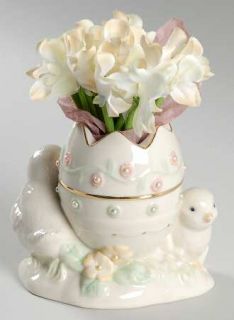 Lenox China Petals & Pearls Figural Chick Bud Vase, Fine China Dinnerware   Flor